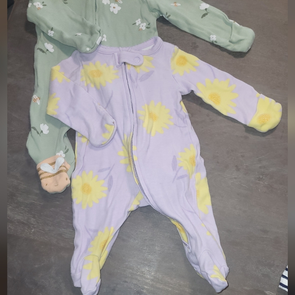 Lot of 2 Floral Infant Sleepwear